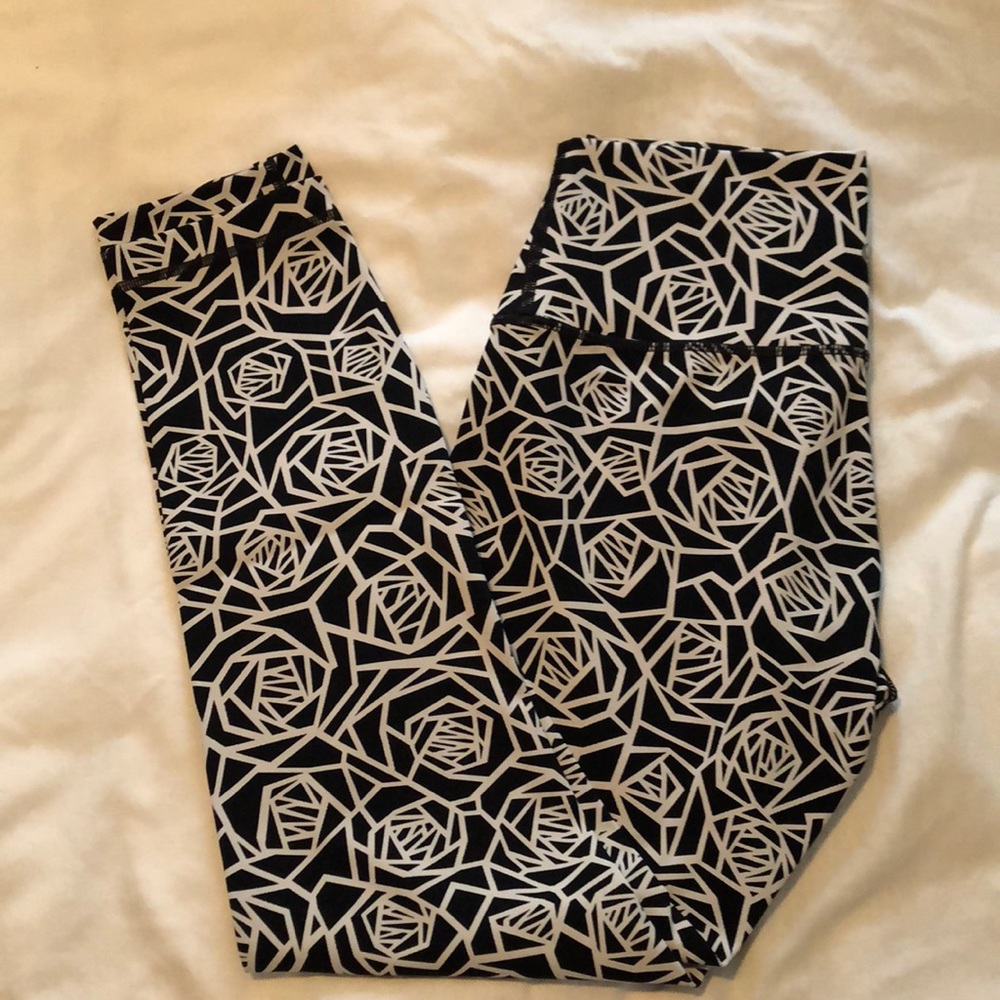 Lululemon high rise yoga pant